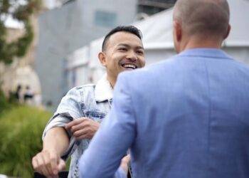 Sydney Dating Coach Andrew Gung: Empowering Australian Men to Enhance Social Confidence in Dating